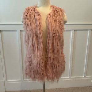 Forever 21 new pink faux fur vest size small